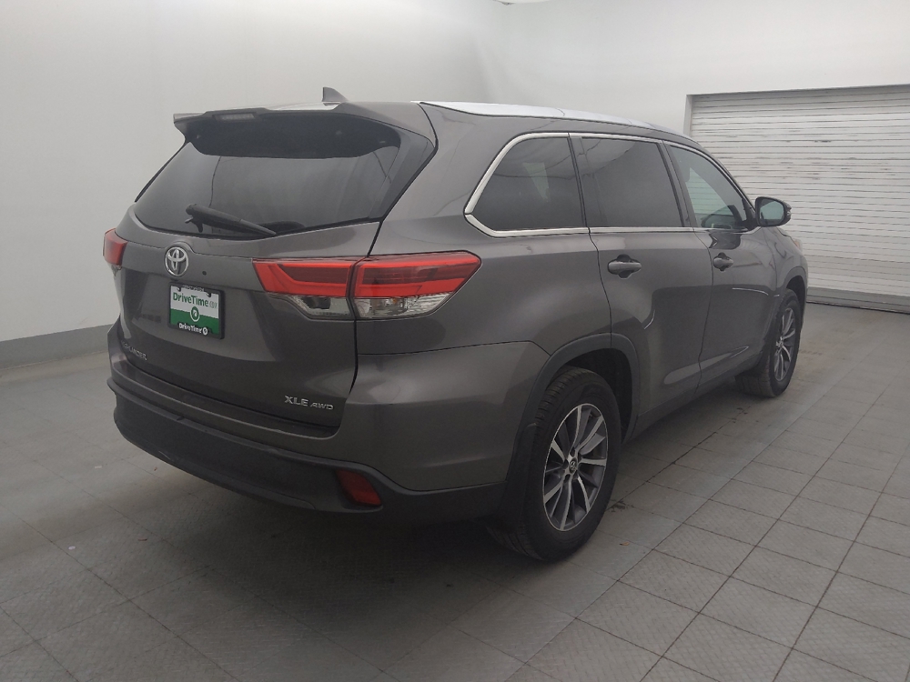 2019 Toyota Highlander XLE - Photo 7