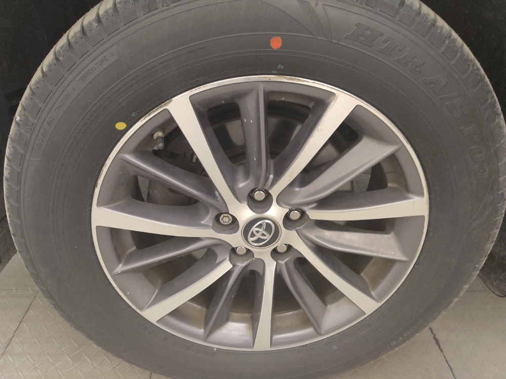 2019 Toyota Highlander XLE - Photo 24