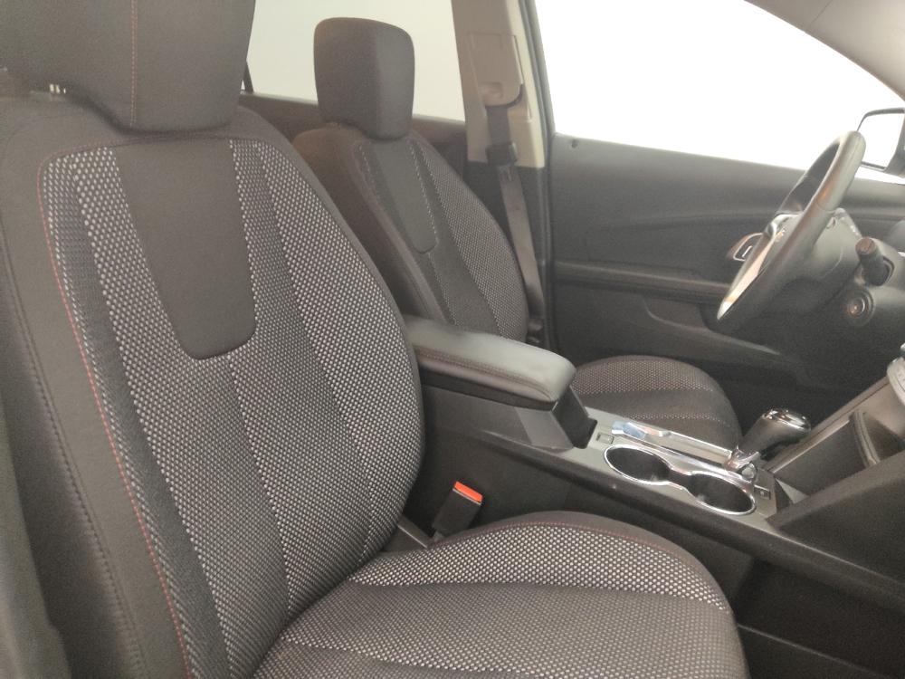2017 Chevrolet Equinox LT - Photo 16