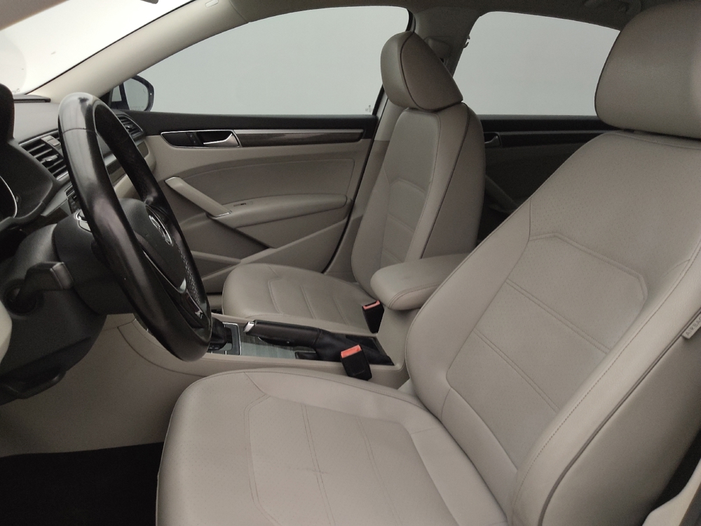 2018 Volkswagen Passat SE - Photo 13