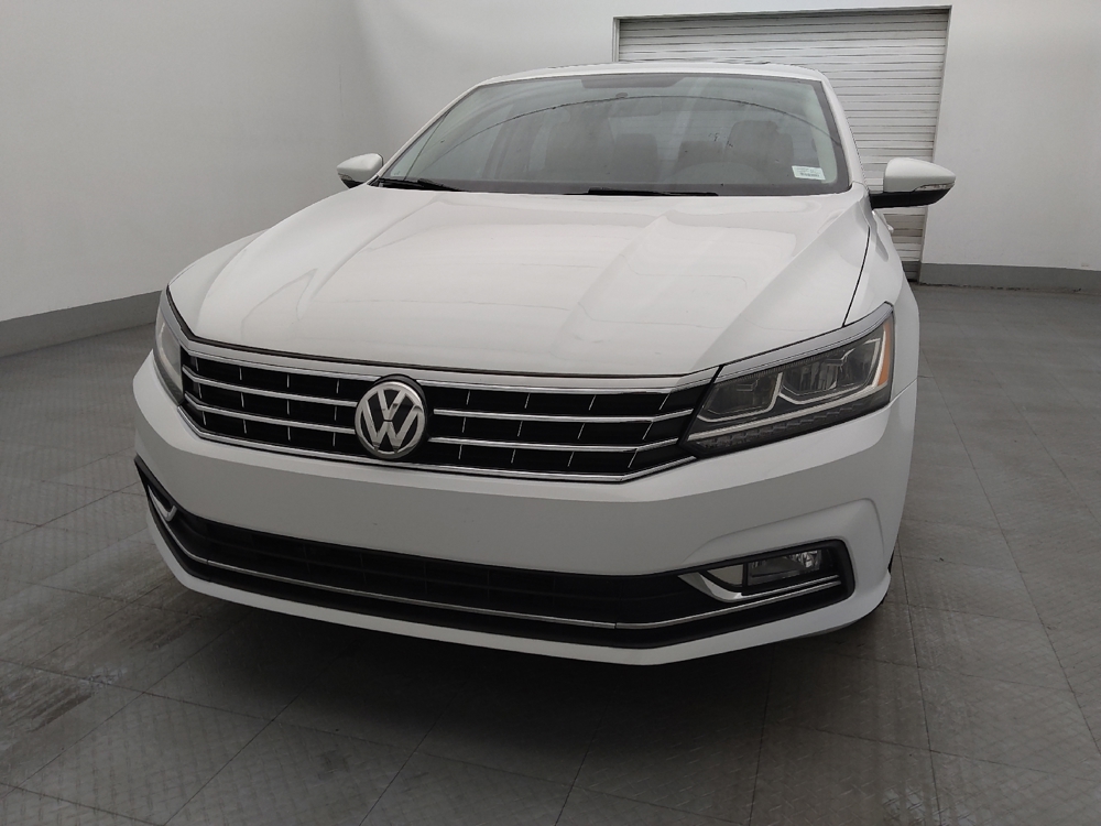 2018 Volkswagen Passat SE - Photo 12