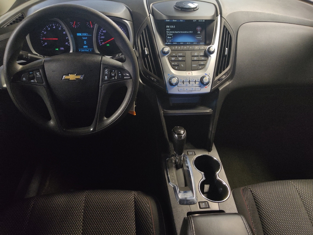 2017 Chevrolet Equinox LS - Photo 17