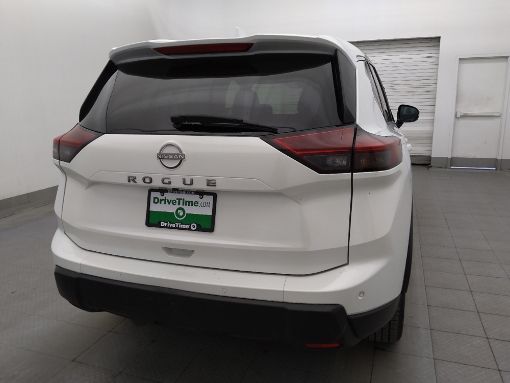 2025 Nissan Rogue SV - Photo 6