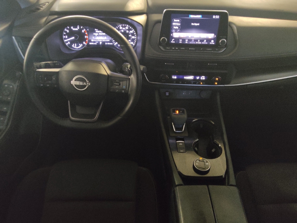 2025 Nissan Rogue SV - Photo 17