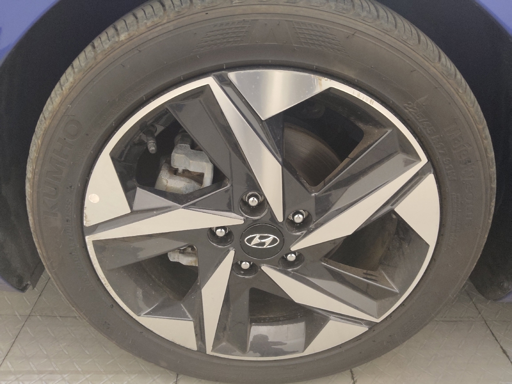 2023 Hyundai Elantra Limited - Photo 24