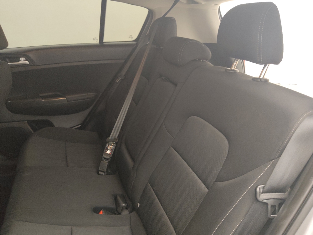 2022 Kia Sportage LX - Photo 14