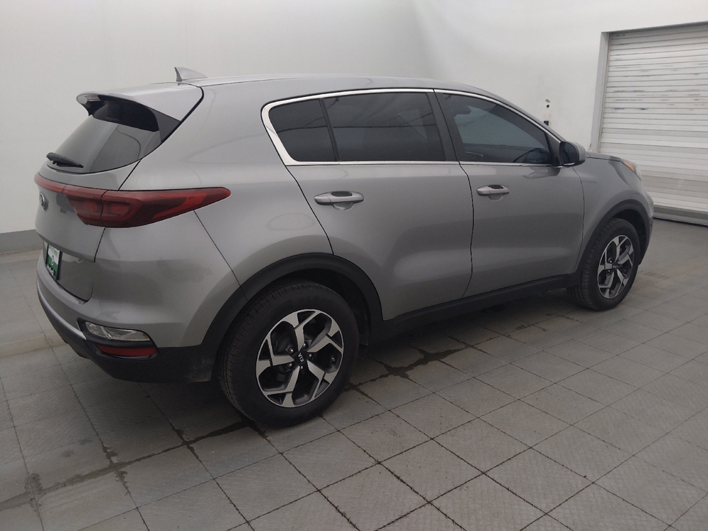 2022 Kia Sportage LX - Photo 8
