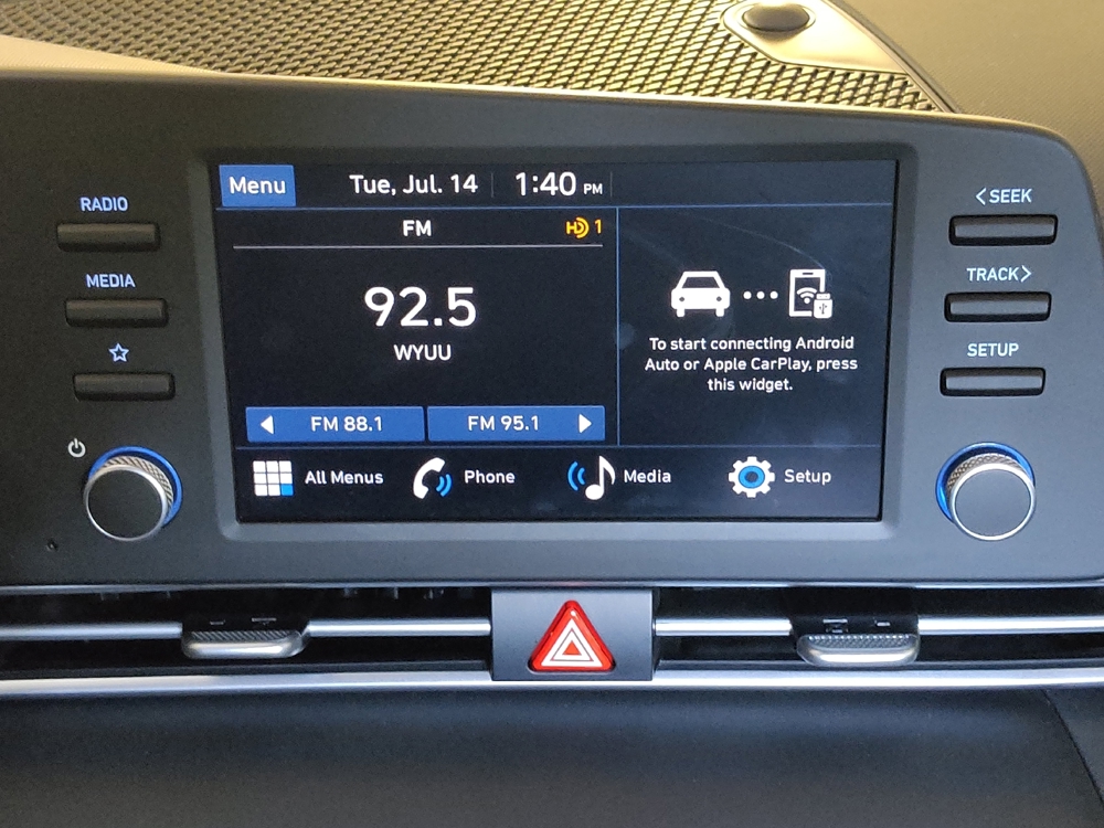 2025 Hyundai Elantra SE - Photo 19