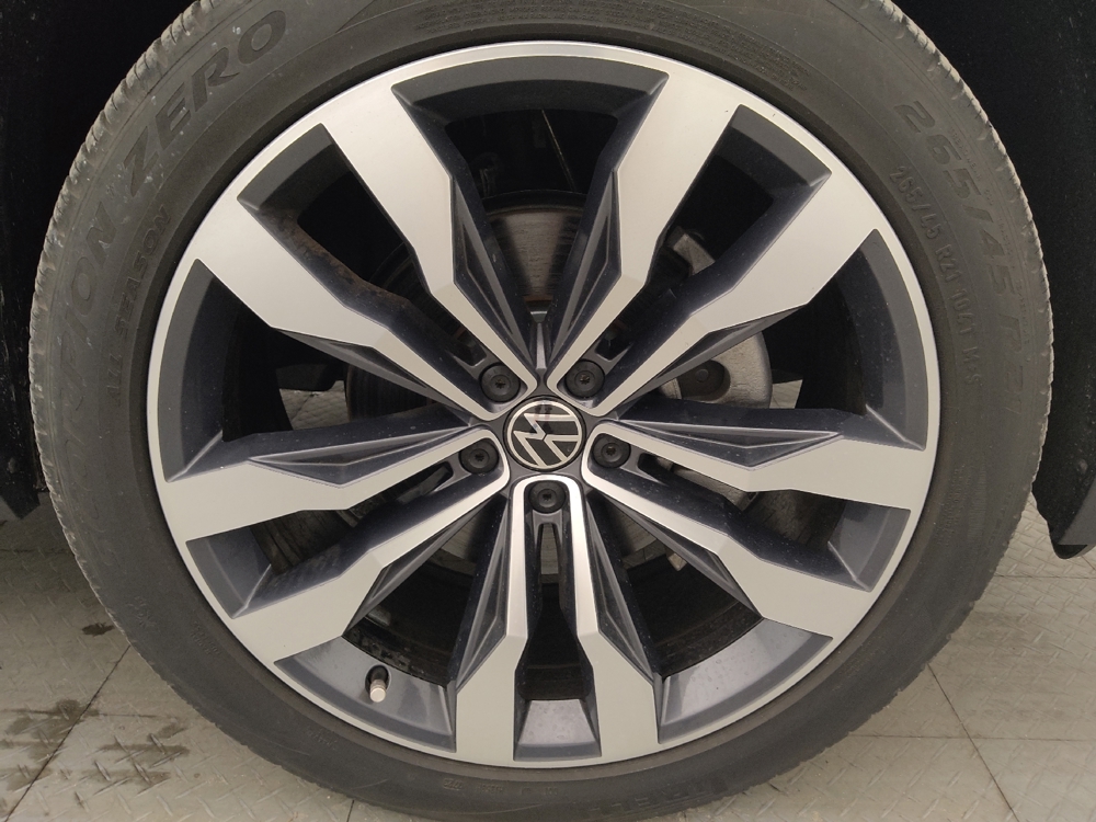 2021 Volkswagen Atlas Cross Sport SEL Premium R-Line - Photo 24