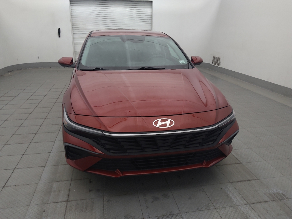 2024 Hyundai Elantra Blue - Photo 11