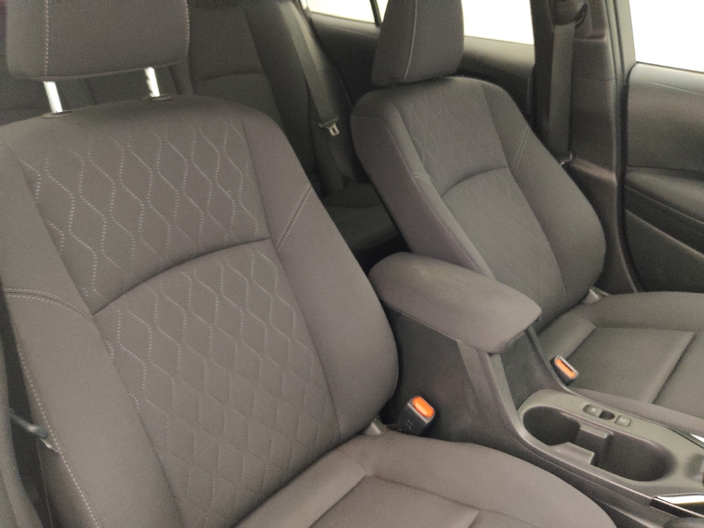 2024 Toyota Corolla LE - Photo 16