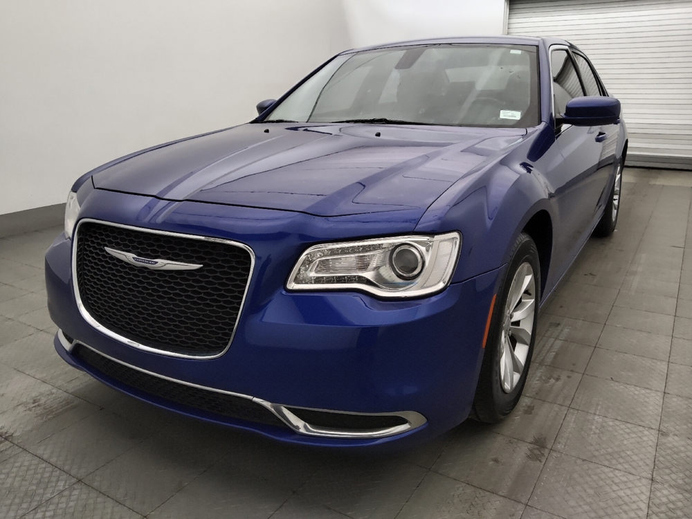 2021 Chrysler 300 Touring