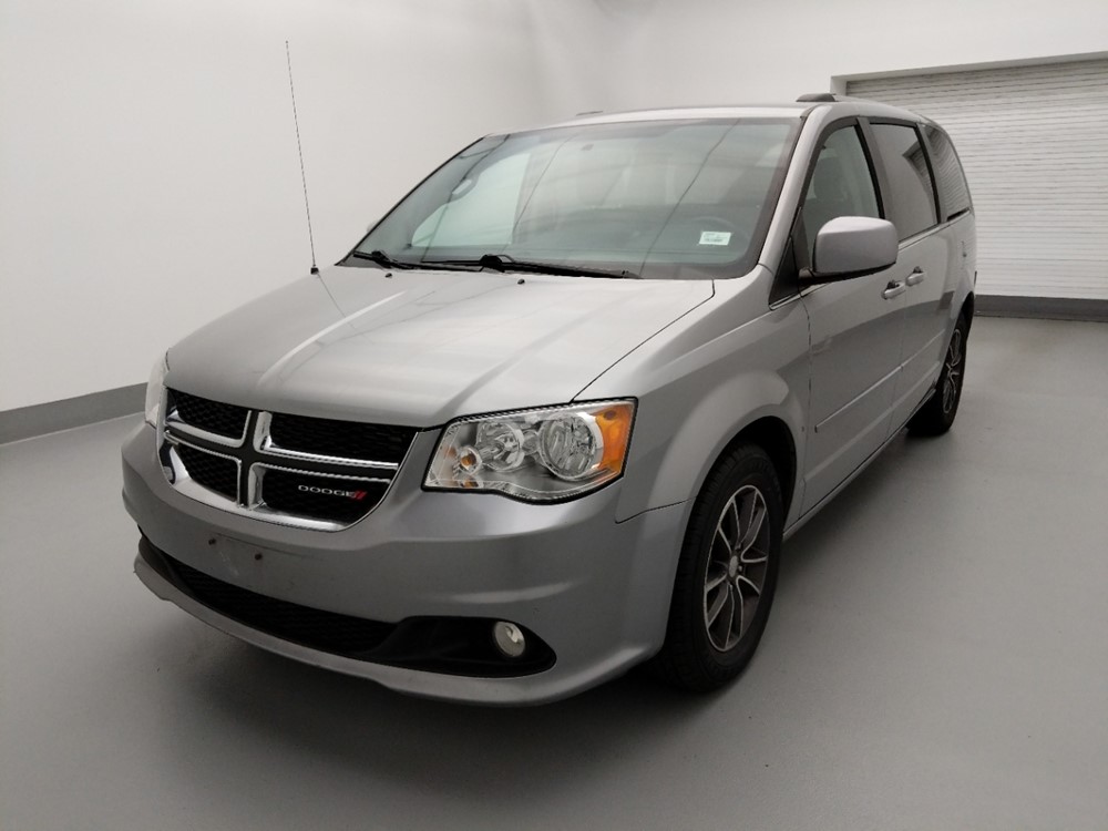 Used 2017 Dodge Grand Caravan Driver Front Bumper