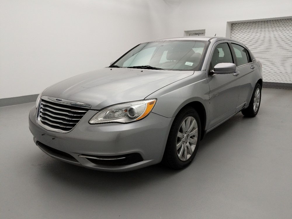 Used 2014 Chrysler 200 Driver Front Bumper