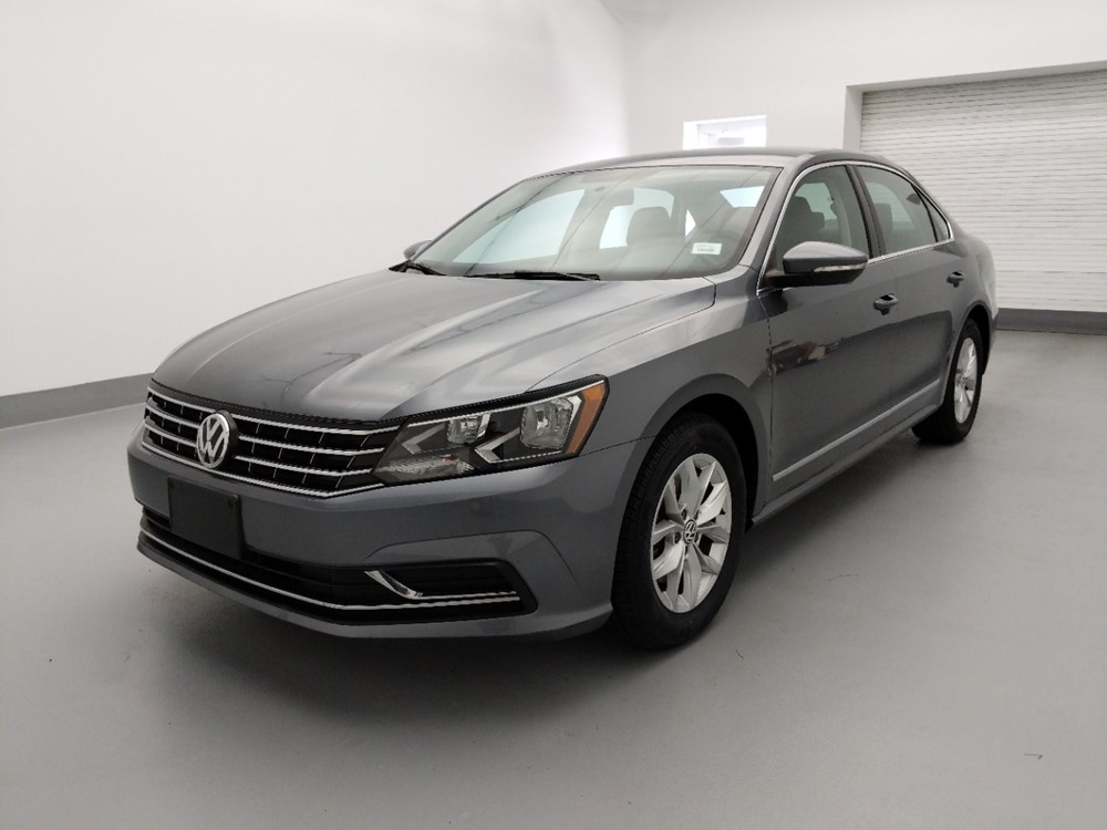 Used 2016 Volkswagen Passat Driver Front Bumper
