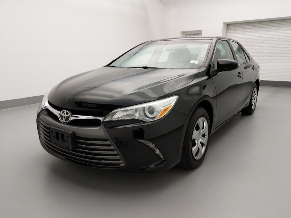 Used 2015 Toyota Camry Driver Front Bumper