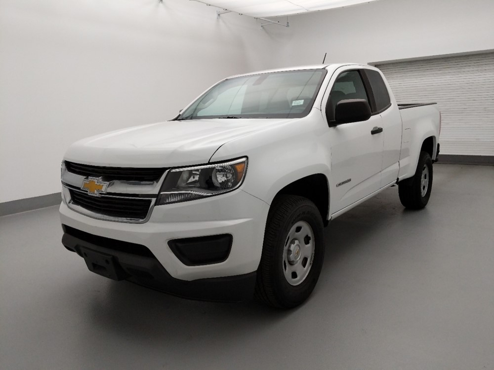 Used 2018 Chevrolet Colorado Driver Front Bumper