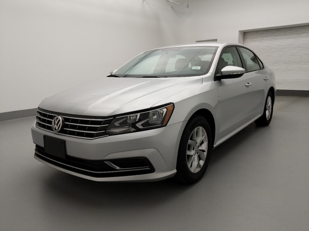 Used 2018 Volkswagen Passat Driver Front Bumper