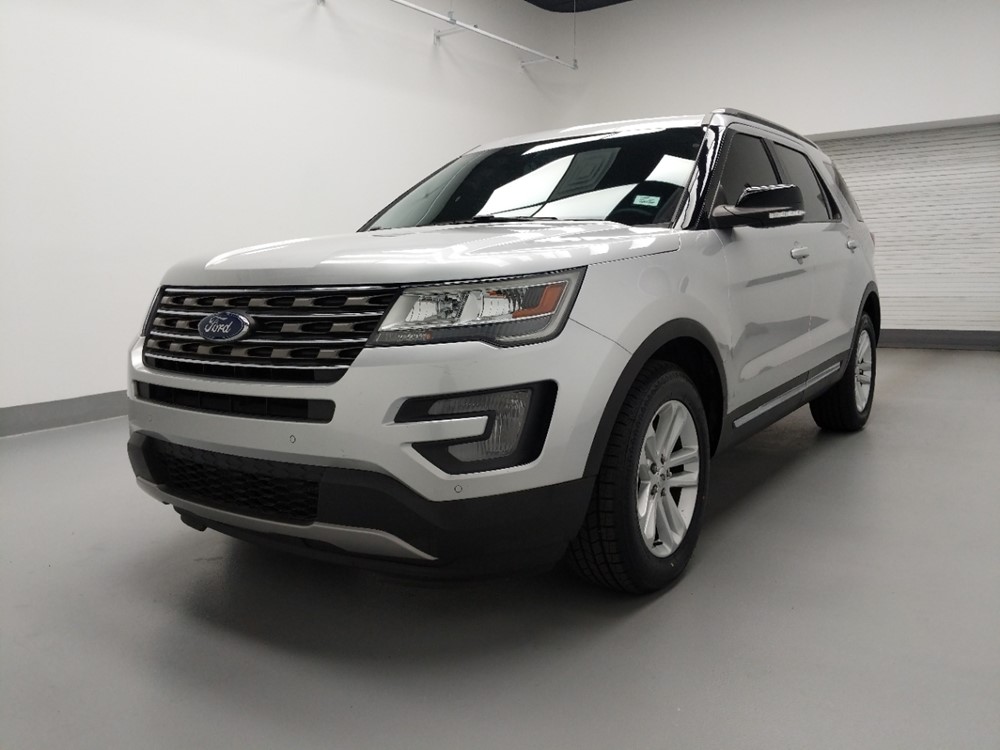 Used 2017 Ford Explorer Driver Front Bumper
