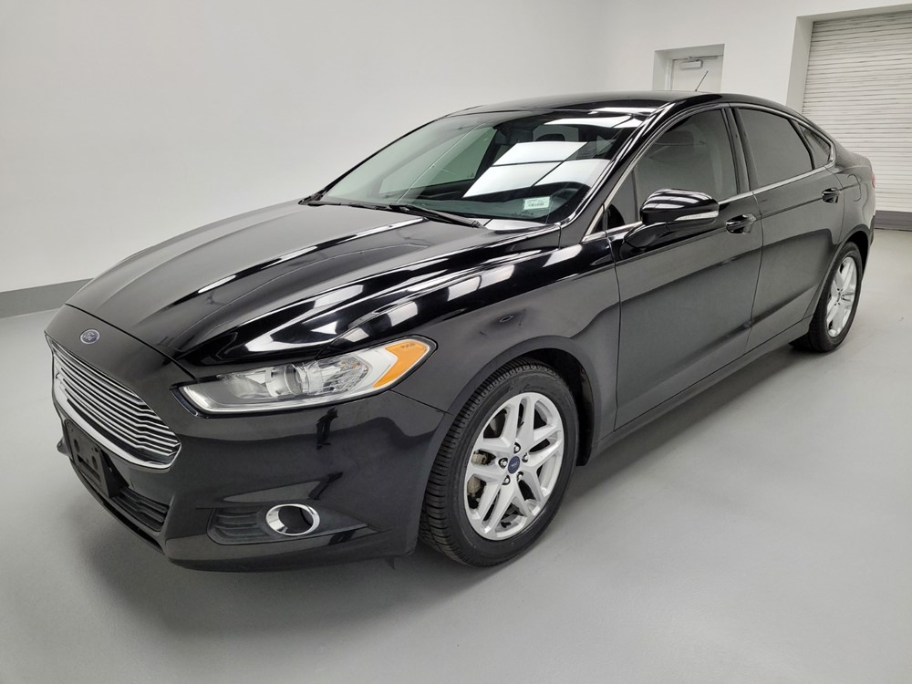 Used 2016 Ford Fusion Driver Front Bumper