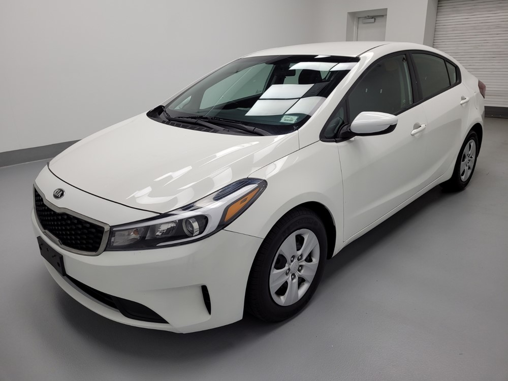 Used 2017 Kia Forte Driver Front Bumper