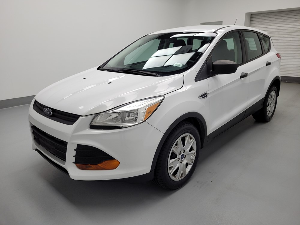 Used 2016 Ford Escape Driver Front Bumper