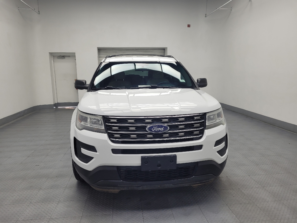 2017 Ford Explorer Base photo 11