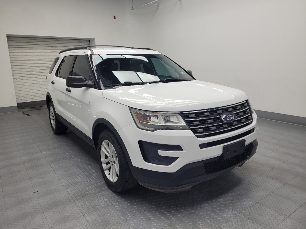 2017 Ford Explorer Base photo 10