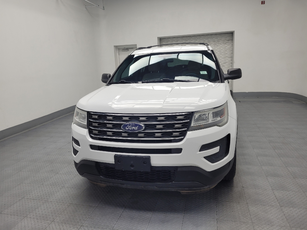 2017 Ford Explorer Base photo 12