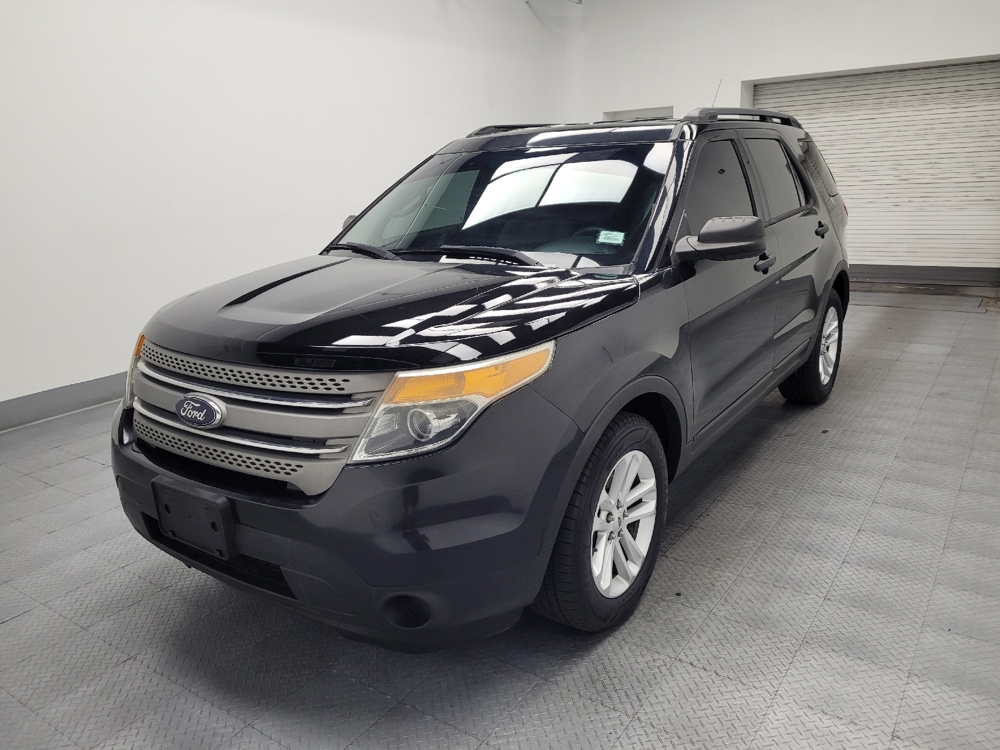 2015 Ford Explorer Base's photo