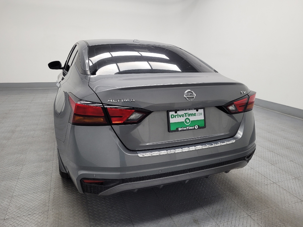 2022 Nissan Altima SV