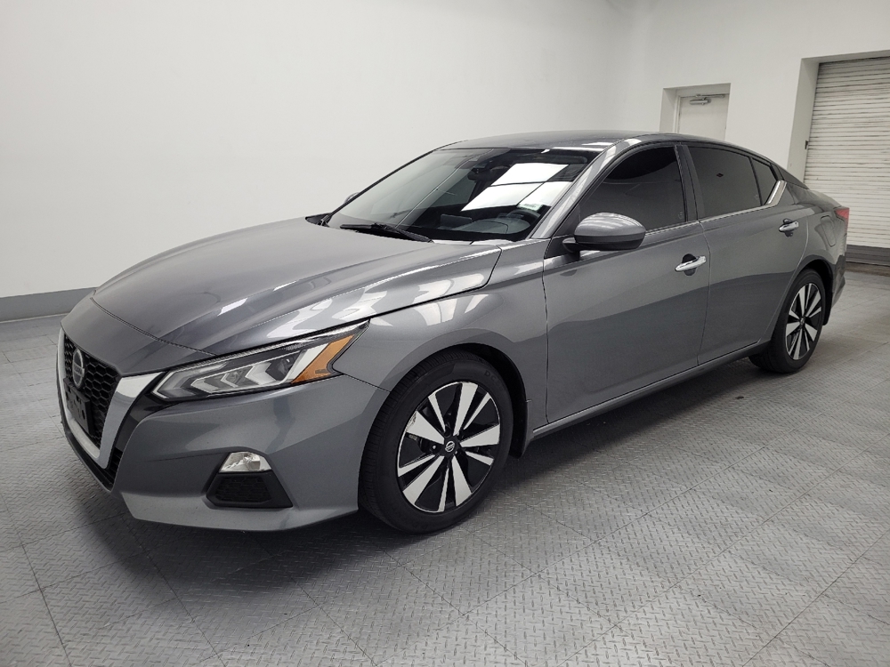 2022 Nissan Altima SV