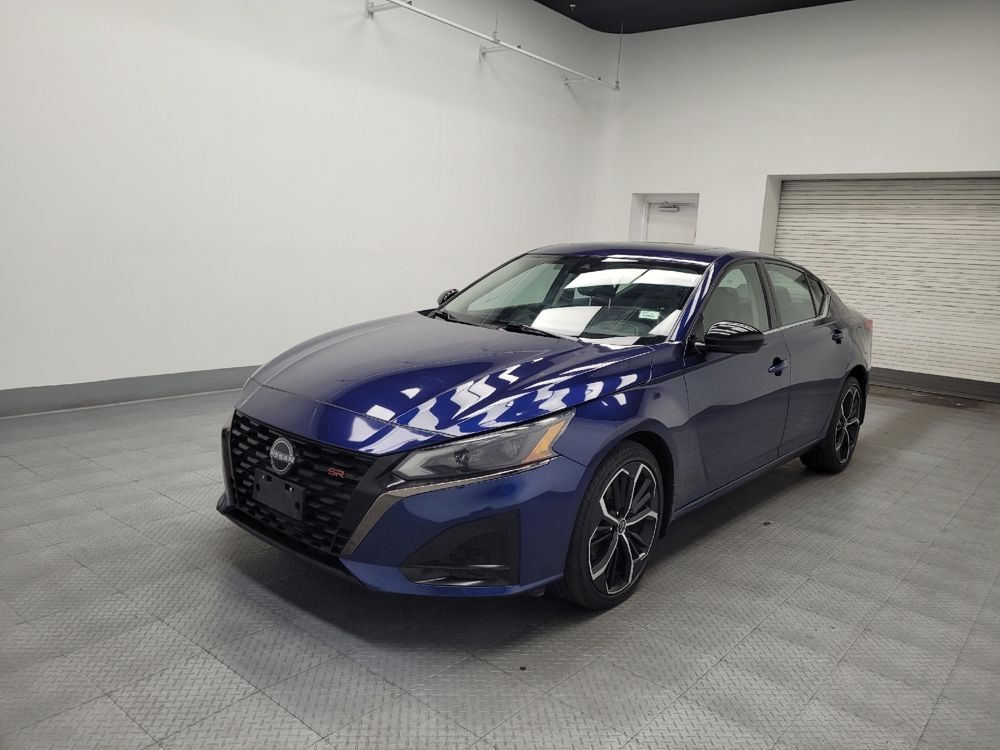 2023 Nissan Altima SR