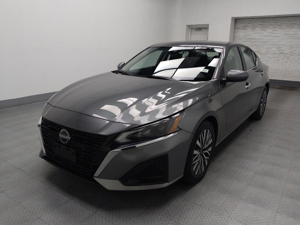 2023 Nissan Altima SV