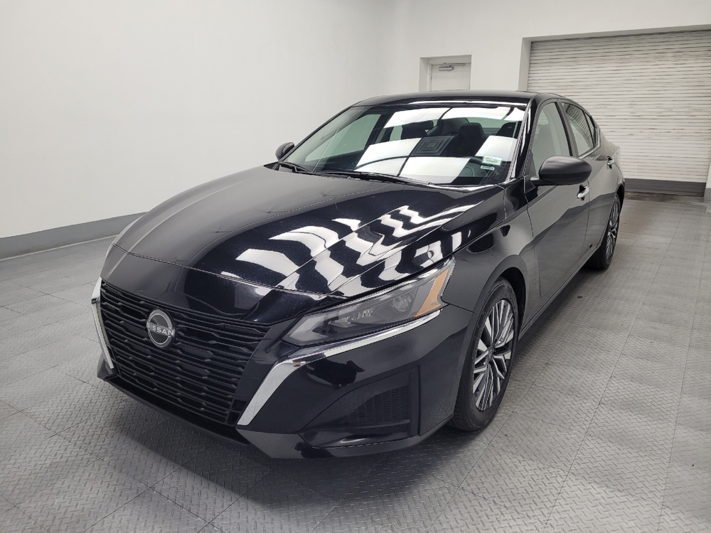 2024 Nissan Altima SV