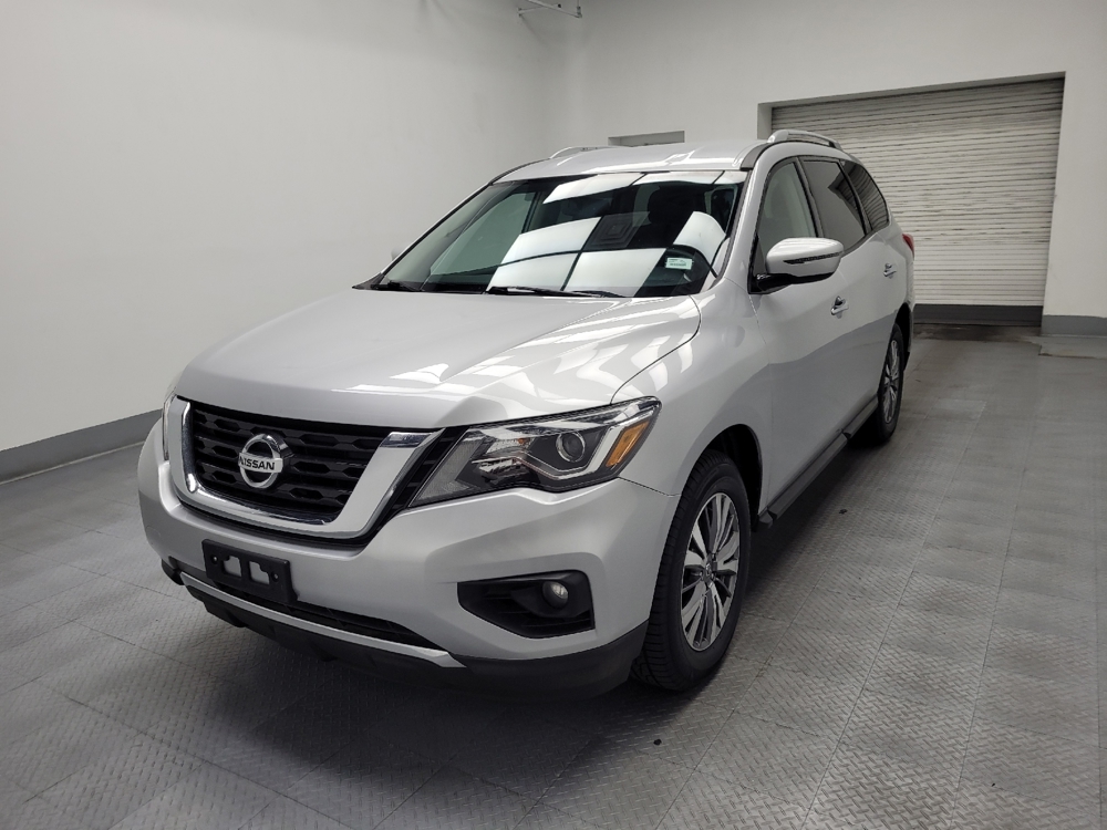 2020 Nissan Pathfinder SV