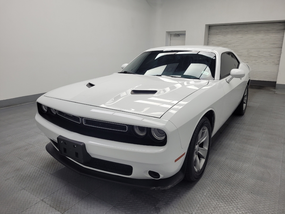 2016 Dodge Challenger SXT