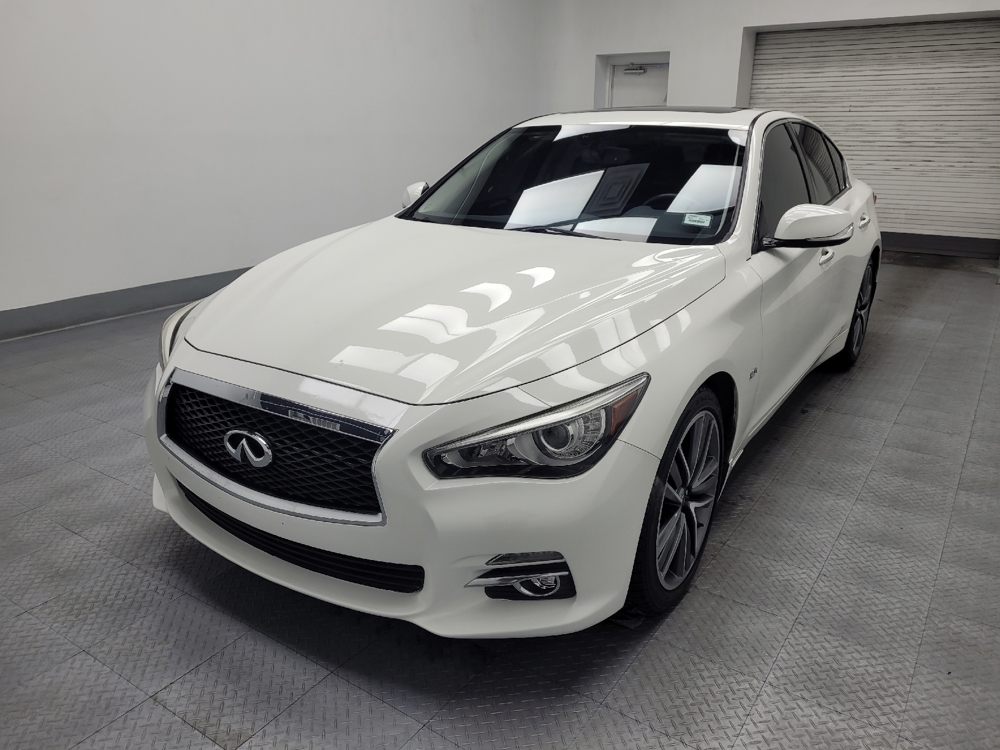 2017 INFINITI Q50 Premium