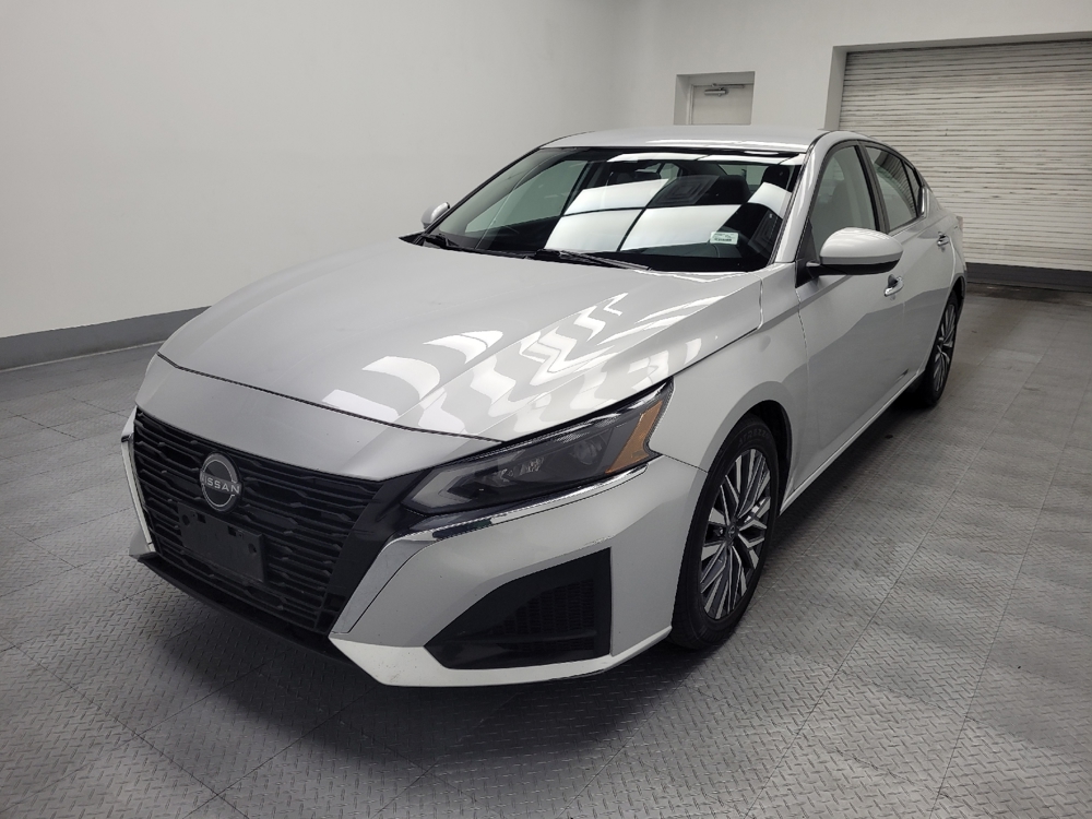 2023 Nissan Altima SV