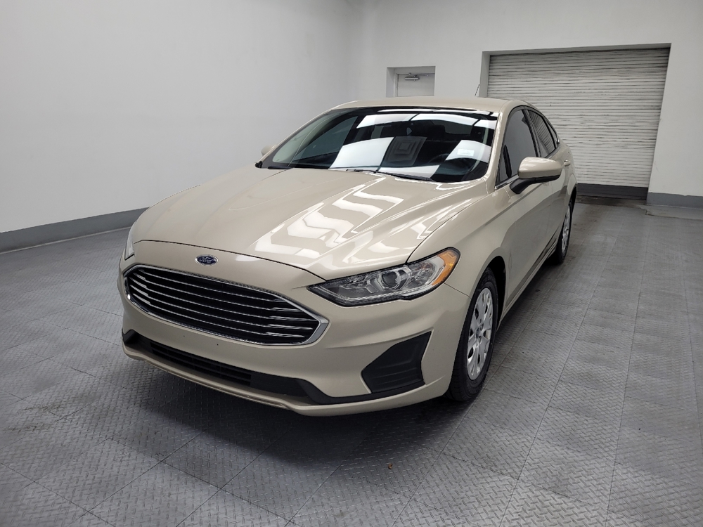 2019 Ford Fusion S's photo