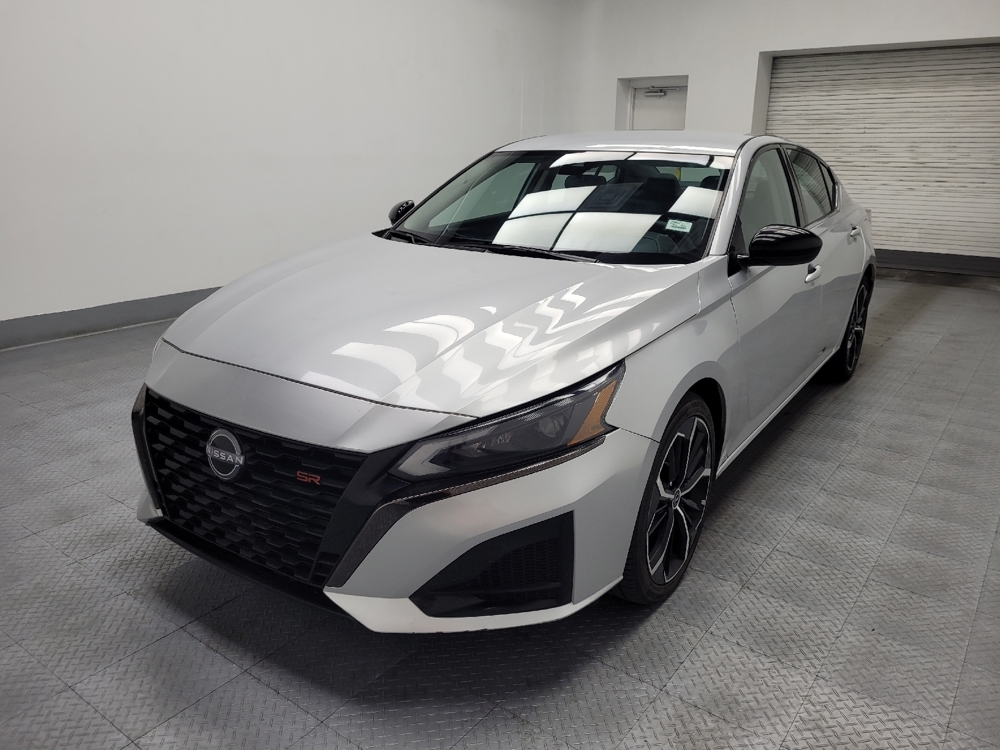 2023 Nissan Altima SR