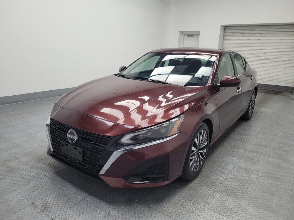 2023 Nissan Altima SV
