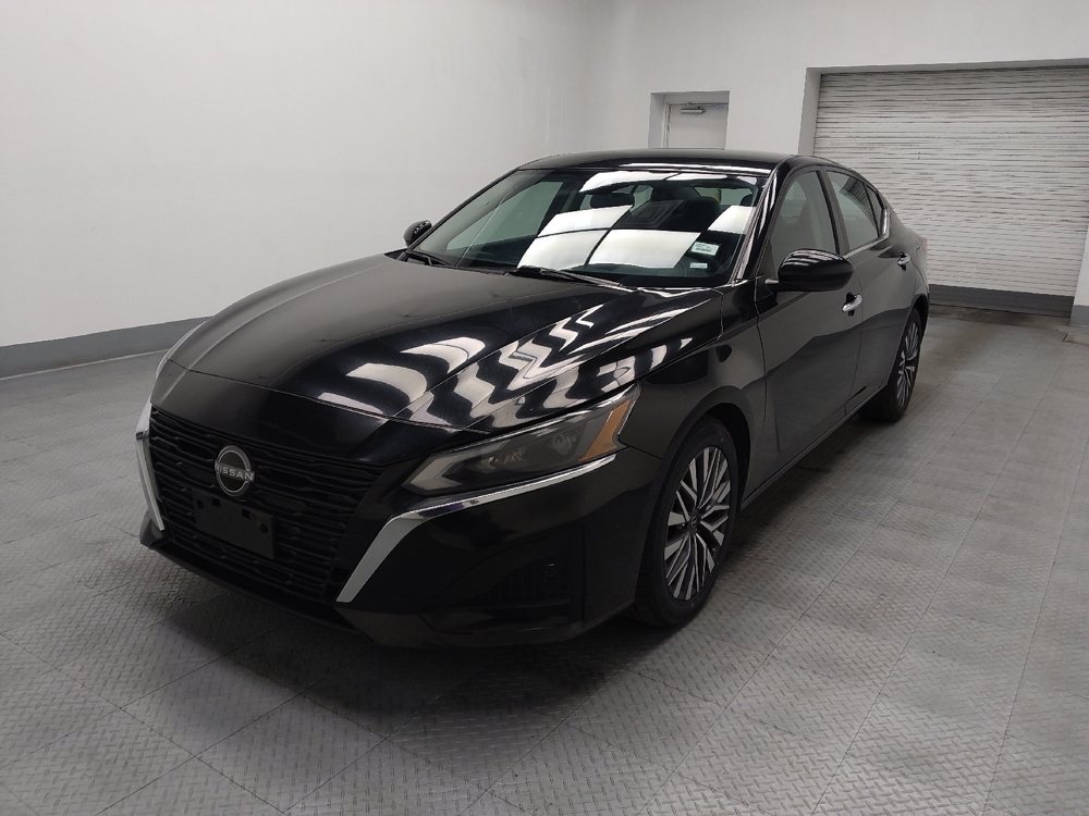 2023 Nissan Altima SV