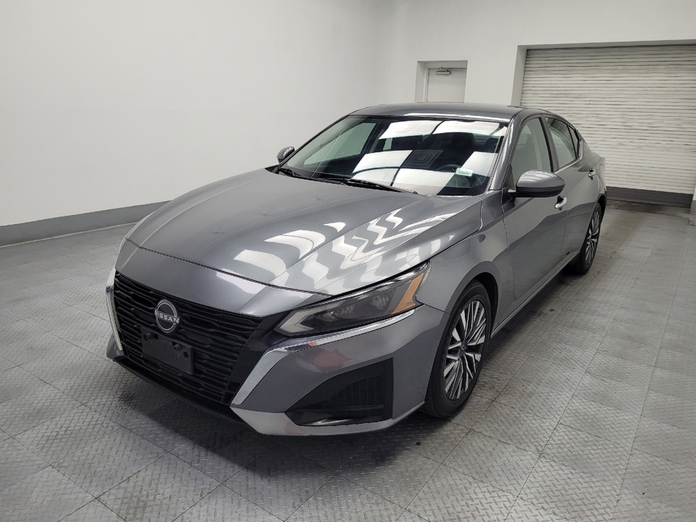 2023 Nissan Altima SV