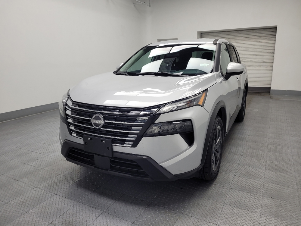 2024 Nissan Rogue SV's photo