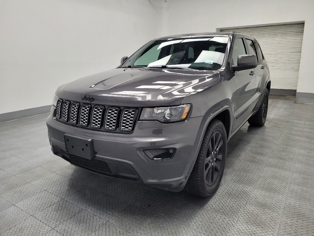 2020 Jeep Grand Cherokee Altitude's photo