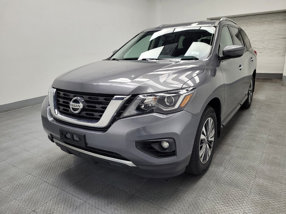 2020 Nissan Pathfinder SV's photo