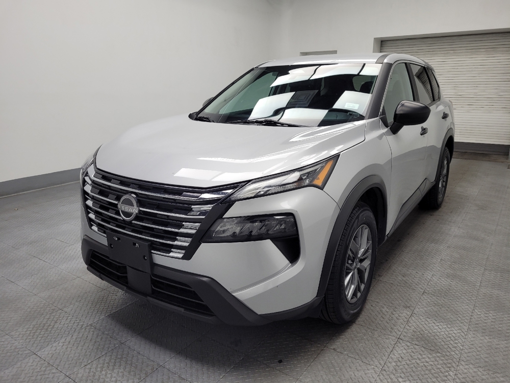 2024 Nissan Rogue S's photo