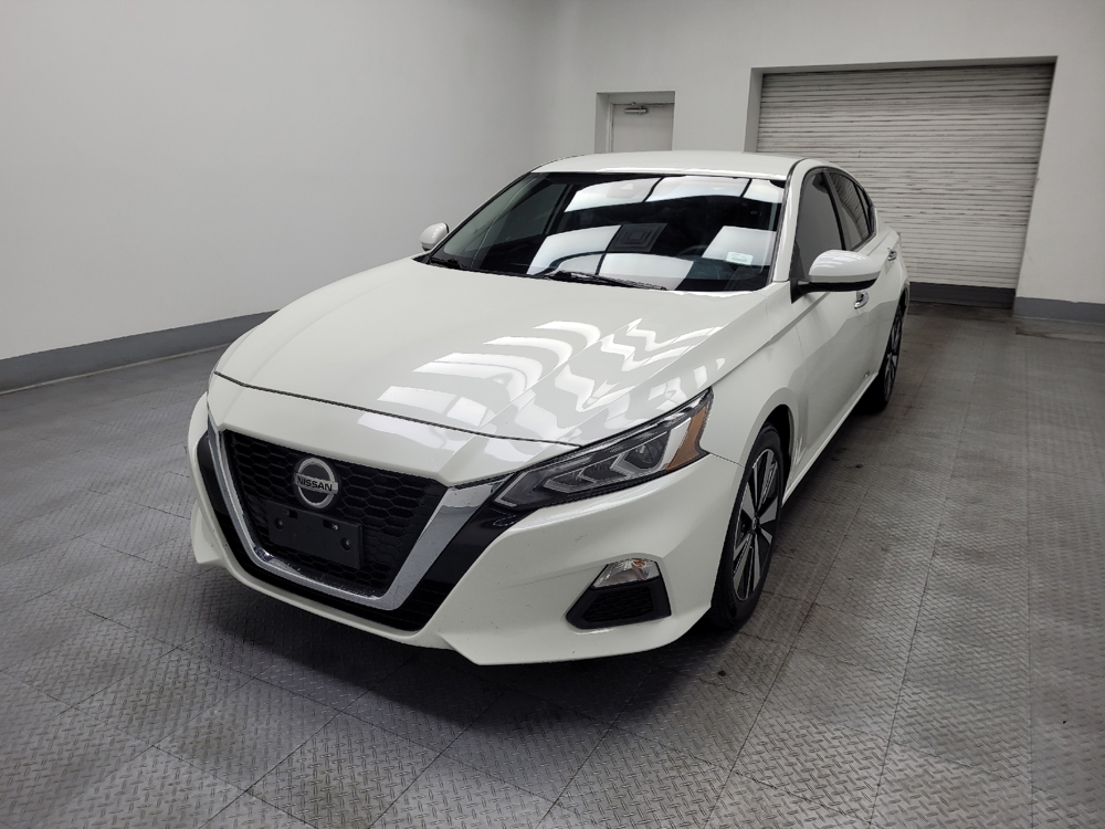 2022 Nissan Altima SV