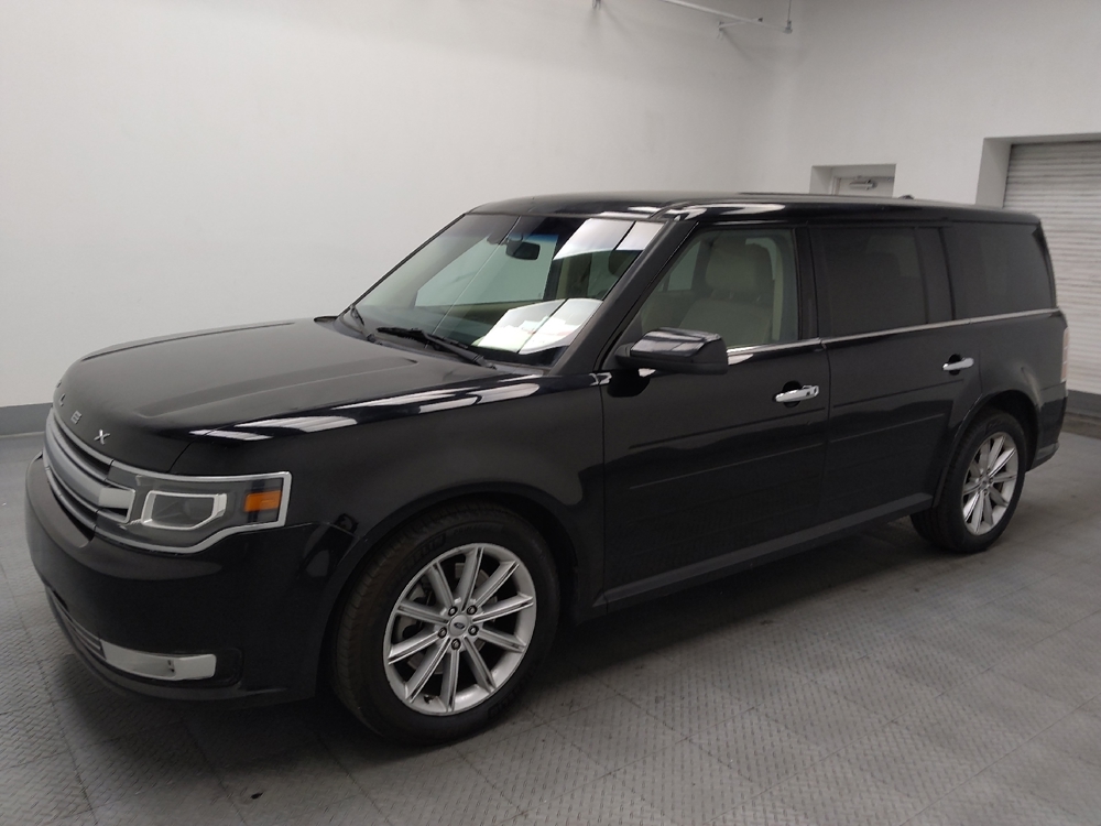 2019 Ford Flex Limited - Photo 2